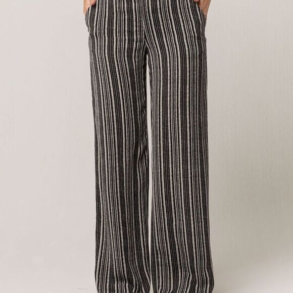 Ivy & Main Black And White Wide Leg Pants Sz - Picture 2 of 8